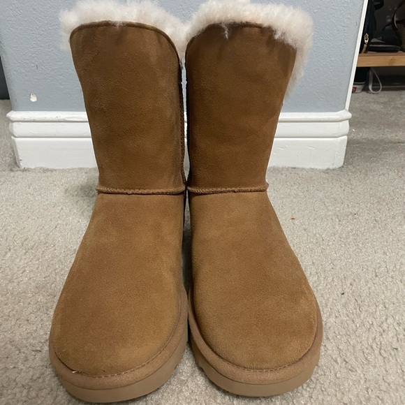 Brand New Ugg Boots - Picture 3 of 5
